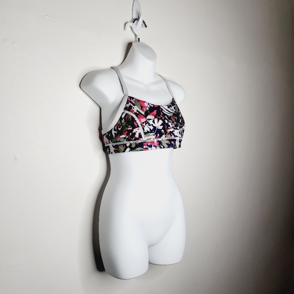 Lululemon Rise and Run Bra - Picture 4 of 7